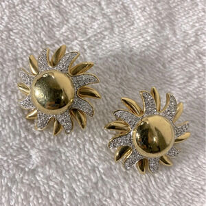 Vintage Gold Tone W White Gems Sun Shaped Clip  On Earrings